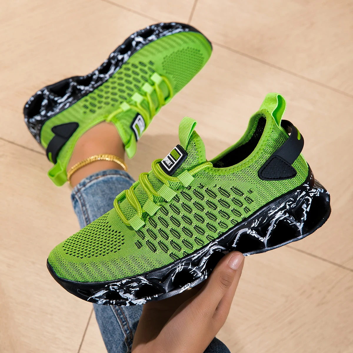 Running shoes for men / women, lightweight mesh, breathable and comfortable